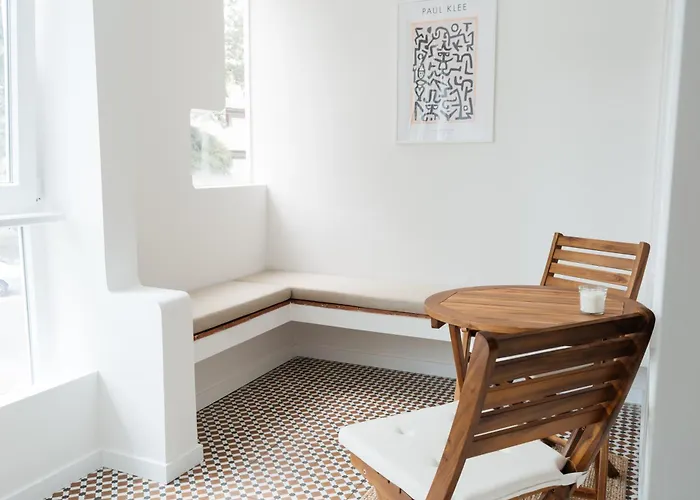 12 Apartment Carcavelos (Lisbon)